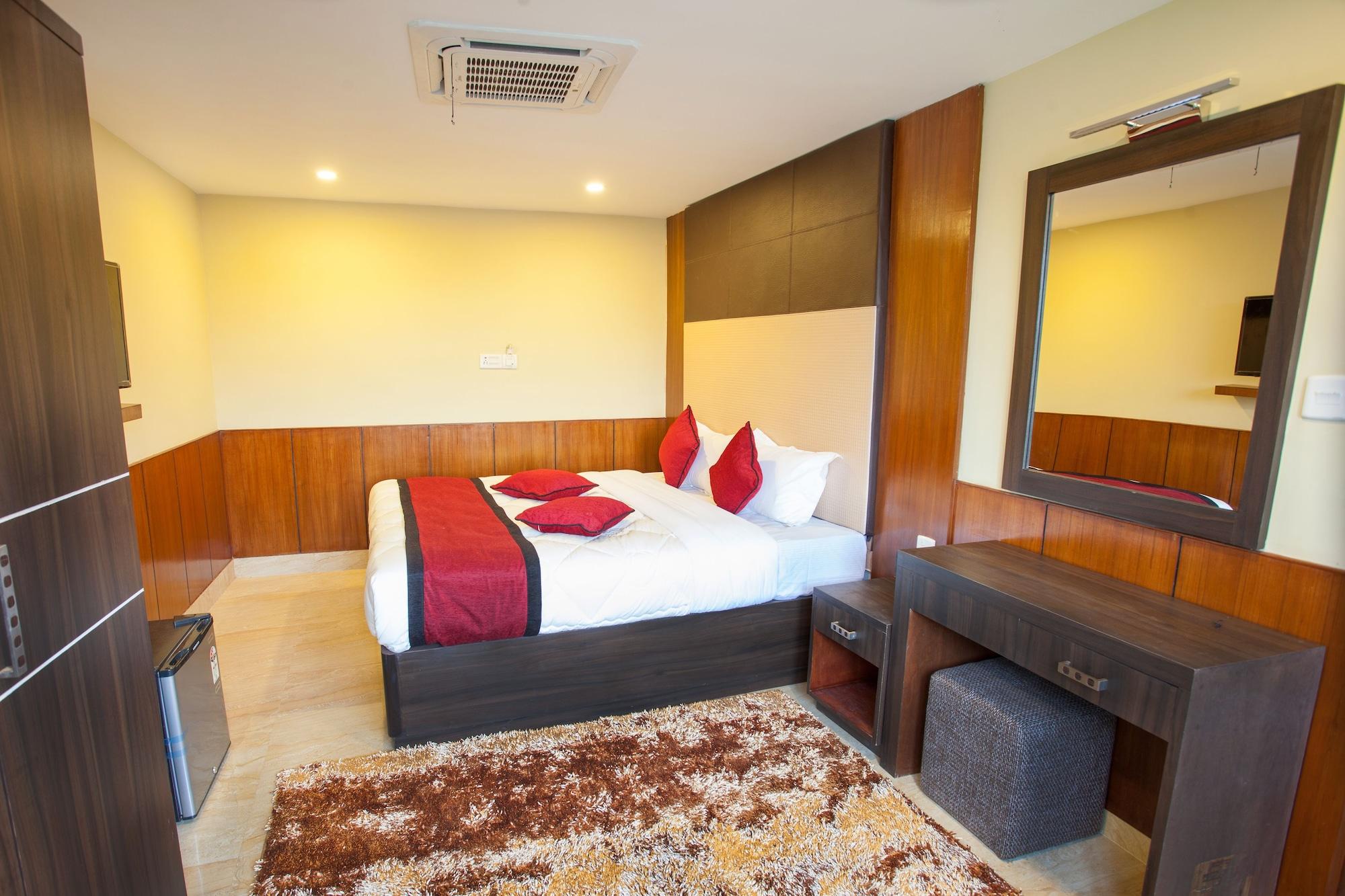 Hotel Meridian Suite Kathmandu Esterno foto