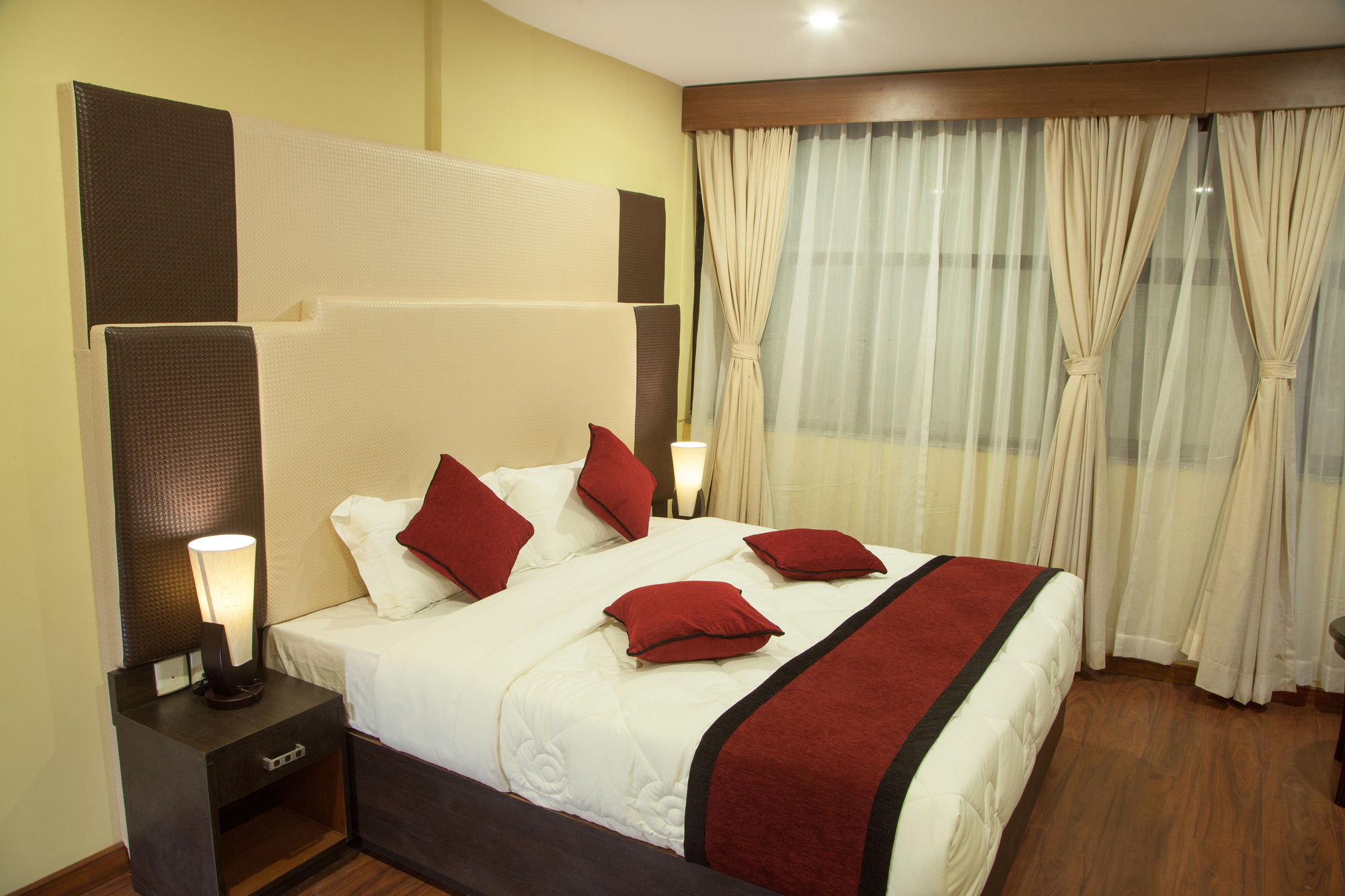 Hotel Meridian Suite Kathmandu Esterno foto