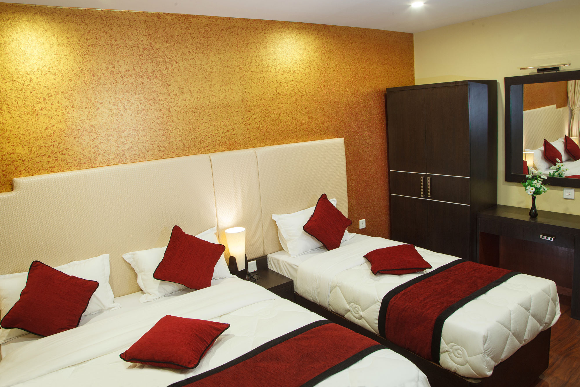 Hotel Meridian Suite Kathmandu Esterno foto